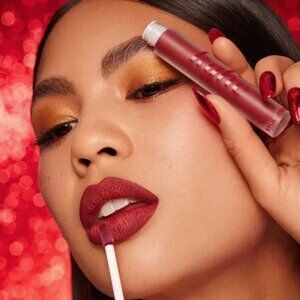 Kylie Jenner Cosmetics Liquid Lipstick In Bad Lil Reindeer